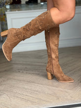 Ashana Suede Shoes - Django & Juliette