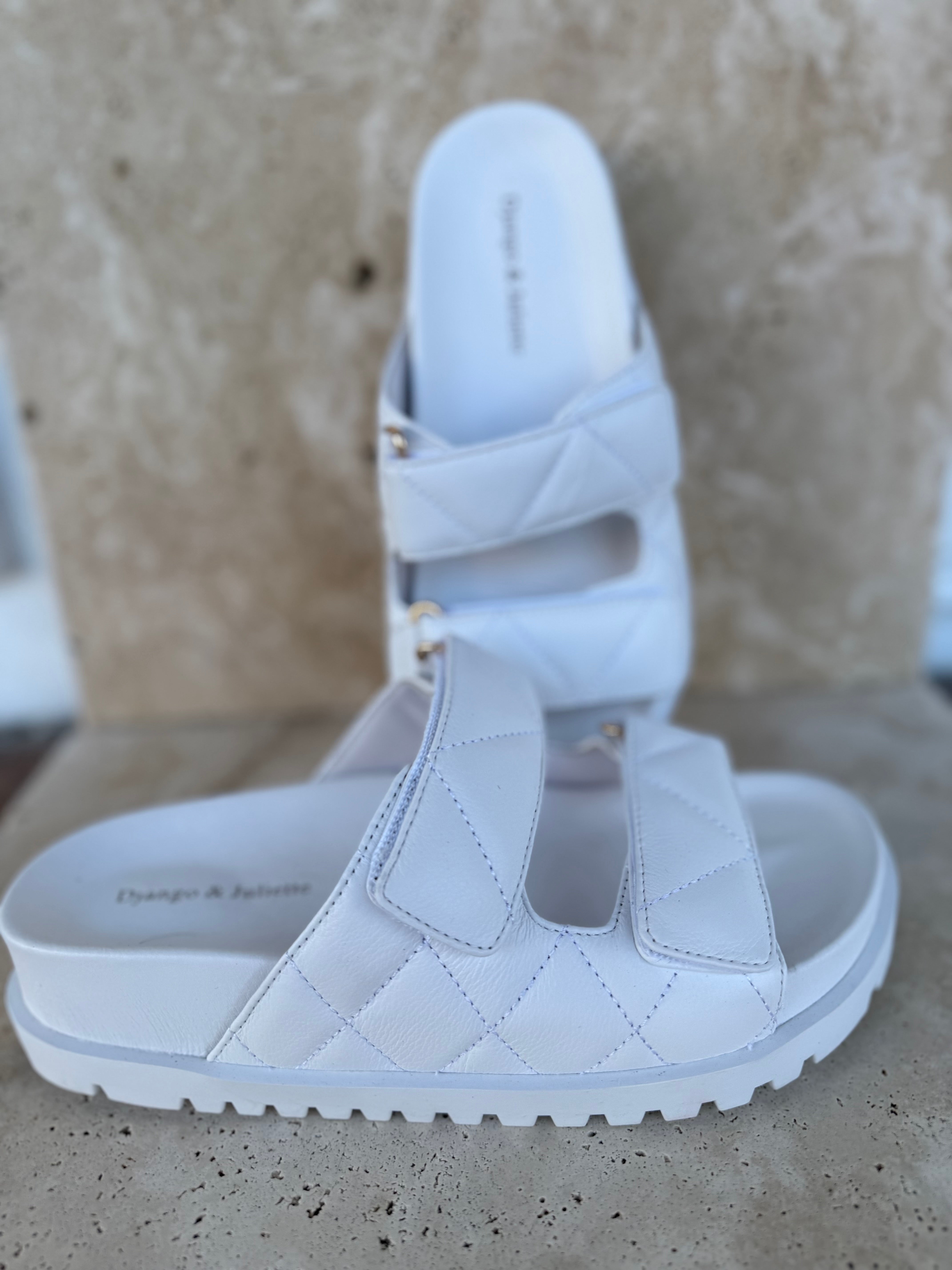 Urmi White Leather Shoes - Django & Juliette