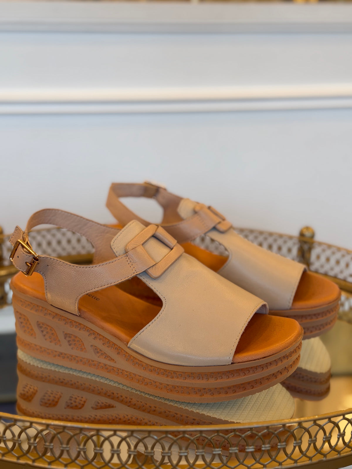 Quincie Almond Leather Shoes - Django & Juliette