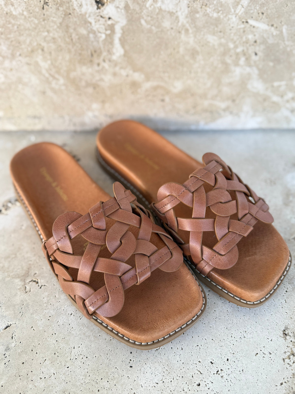 Rory Tan Leather Shoes - Django & Juliette