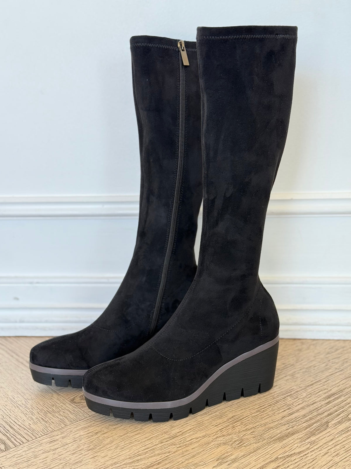 Neeka microsuede boots  - Django & Juliette