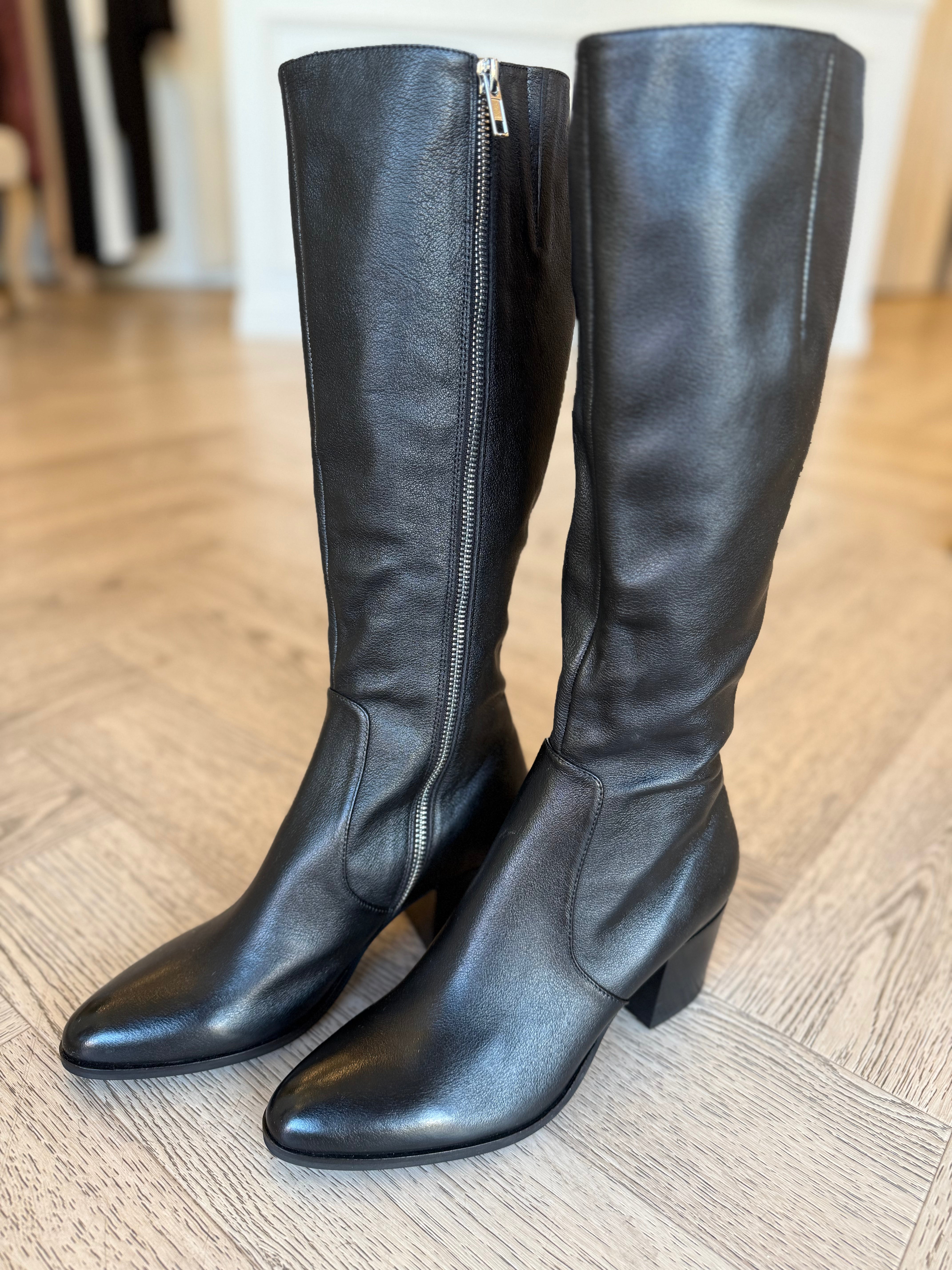 Zodiak Black Leather Knee High Boots - Django & Juliette