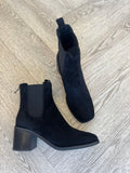 Slightly Black Suede Boots - Django & Juliette