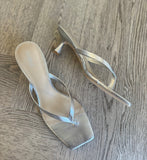 Tidbit Silver Leather Sandals - Mollini